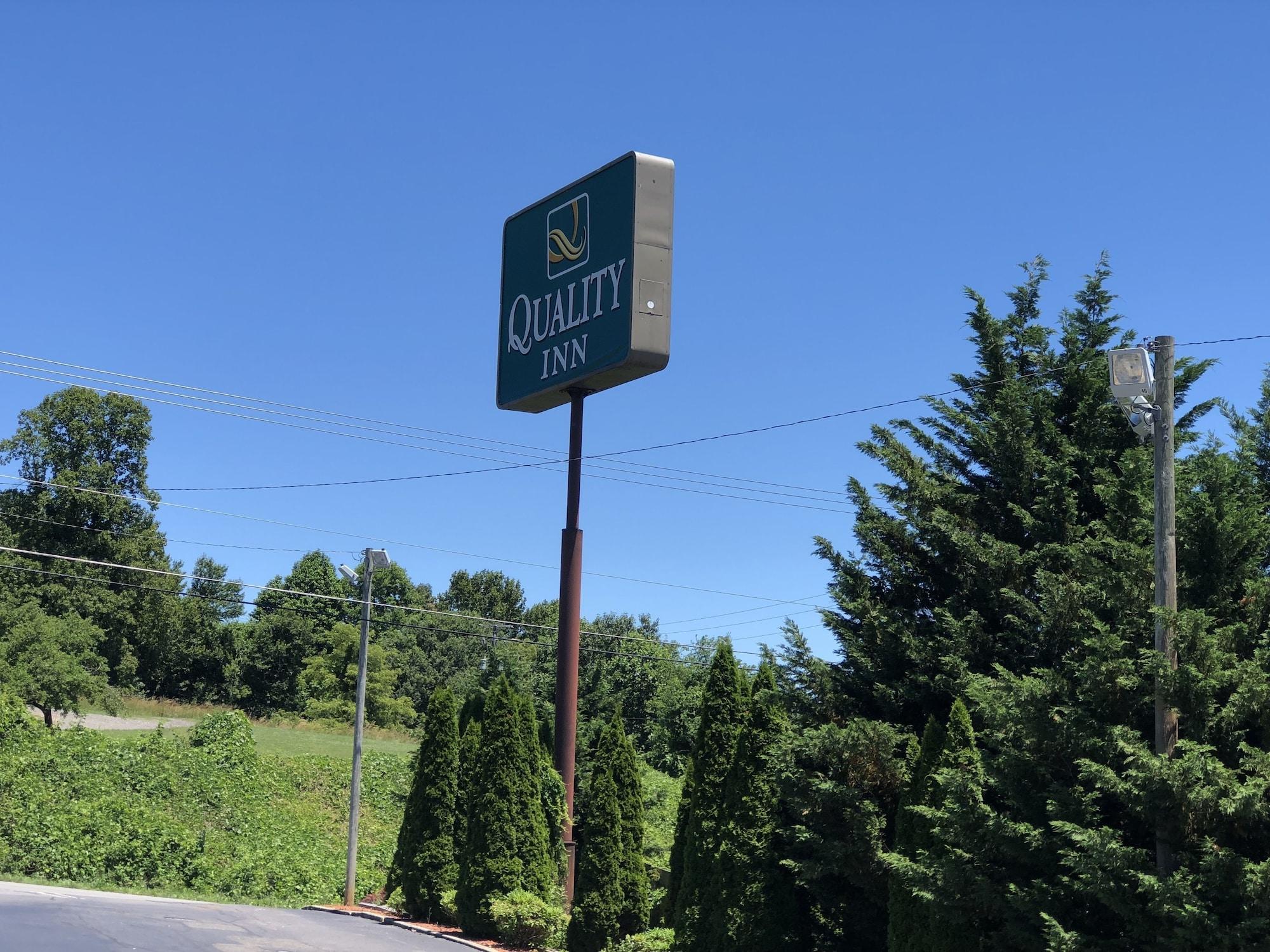 Quality Inn Hillsville Exterior photo